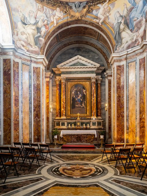 image of catholic church 